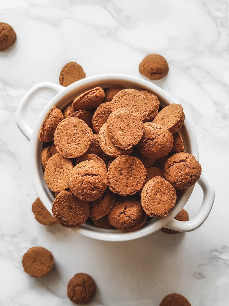 pepernoten bakken